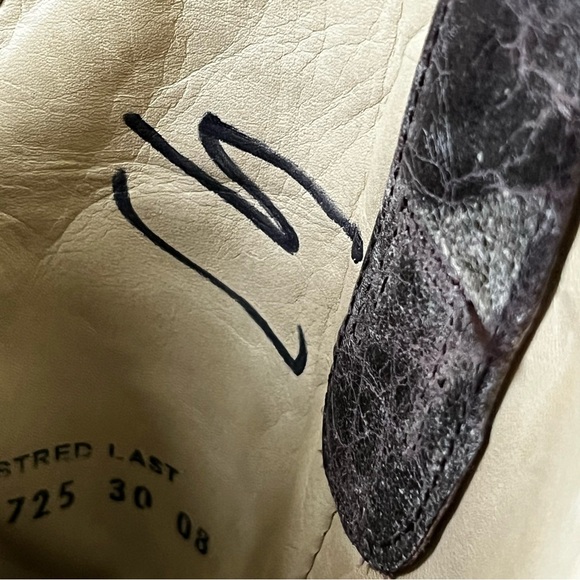 Corral Brown and Cream Embroidered Western Boots - Picture 13 of 16